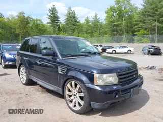 2007 Land Rover Range Rover Sport SC z VIN SALSH23497A109890, wystawiony jako IAAI lot #42359680 z przebiegiem 185 509 mil mil oraz . Historia ofert i sprzedaży dostępna na DreamBid. Obrazek 1.