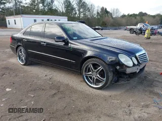 2007 Mercedes-Benz E-Class 3.5L with VIN WDBUF56X87A997446, listed as a IAAI auction lot 41827388 with 135,100 mi miles. Bid and sale history available at carsss.com. Image 1.