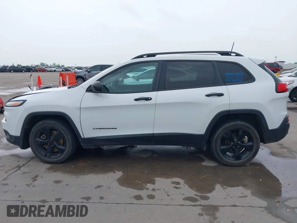 2016 Jeep Cherokee Altitude with VIN 1C4PJLAB2GW346507, listed as a IAAI auction lot 41924540 with 89,235 mi miles and . Bid and sale history available at DreamBid. Image 15.