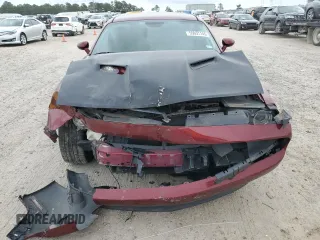 2017 Dodge Challenger SXT z VIN 2C3CDZAG9HH617099, wystawiony jako Copart lot #55037145 z przebiegiem 87 843 mil mil oraz Szkoda całkowita • Salvage title. Historia ofert i sprzedaży dostępna na DreamBid. Obrazek 5.