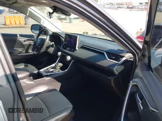 2024 Toyota RAV4 Hybrid XLE Premium with VIN 2T3B6RFV5RW058841, listed as a IAAI auction lot 41992425 with 22,073 mi miles and . Bid and sale history available at DreamBid. Image 5.