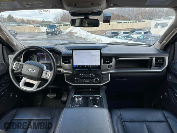 2023 Ford Expedition Max XLT with VIN 1FMJK1J82PEA55695, listed as a Copart auction lot 47253155 with 35,370 mi miles and Non repairable. Bid and sale history available at DreamBid. Image 5.