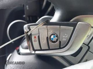 2018 BMW 7 Series 750i z VIN WBA7F0C53JGM23522, wystawiony jako IAAI lot #41789290 z przebiegiem Nie podano mil oraz . Historia ofert i sprzedaży dostępna na DreamBid. Obrazek 11.