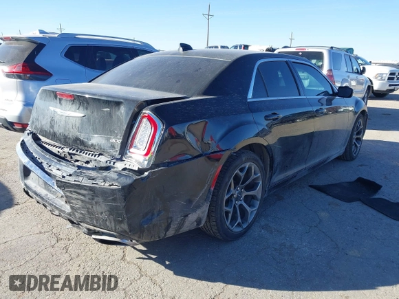 2018 Chrysler 300 Touring with VIN 2C3CCAAG9JH275955, listed as a IAAI auction lot 41399482 with 80,121 mi miles. Bid and sale history available at carsss.com. Image 4.