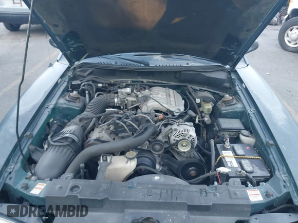 1998 Ford Mustang z VIN 1FAFP4041WF161422, wystawiony jako IAAI lot #42495413 z przebiegiem 207 906 mil mil oraz . Historia ofert i sprzedaży dostępna na DreamBid. Obrazek 10.