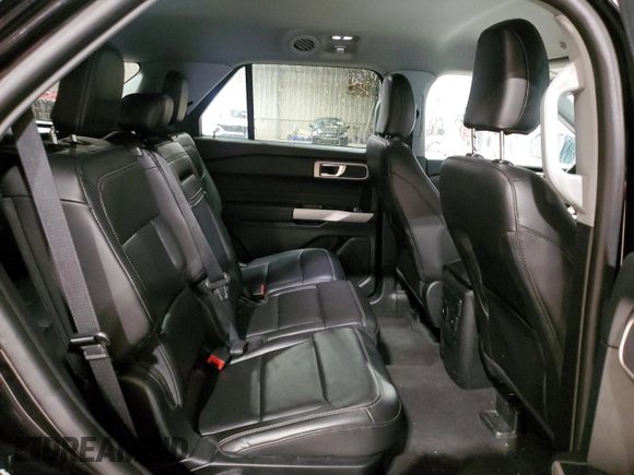 2024 Ford Explorer XLT with VIN 1FMSK7DH1RGA50482, listed as a Copart auction lot 53542645 with 33,721 mi miles and Clean Title. Bid and sale history available at carsss.com. Image 11.
