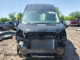 2024 Ford Transit Cargo z VIN 1FTBW3X81RKB79008, wystawiony jako Copart lot #58158005 z przebiegiem Nie podano mil oraz Szkoda całkowita • Salvage title. Historia ofert i sprzedaży dostępna na DreamBid. Obrazek 5.