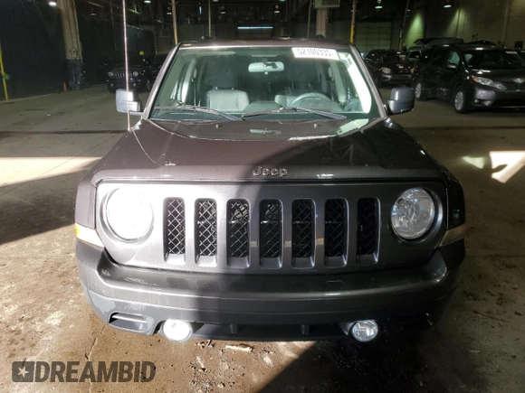 2014 Jeep Patriot Latitude with VIN 1C4NJRFB5ED718711, listed as a Copart auction lot 52100335 with 75,231 mi miles and Clean Title. Bid and sale history available at carsss.com. Image 5.