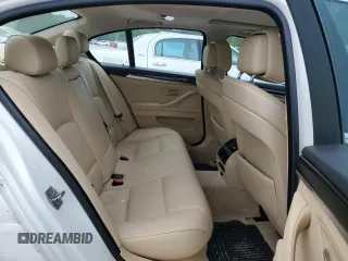 2012 BMW 5 Series 535i z VIN WBAFR7C58CC816941, wystawiony jako Copart lot #55422515 z przebiegiem 108 895 mil mil oraz Szkoda całkowita • Salvage title. Historia ofert i sprzedaży dostępna na DreamBid. Obrazek 10.