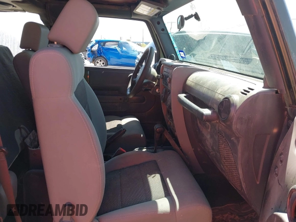 2009 Jeep Wrangler X with VIN 1J4FA24169L711018, listed as a IAAI auction lot 42178480 with 195,611 mi miles and . Bid and sale history available at DreamBid. Image 5.