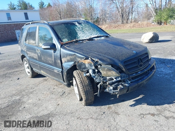 2003 Mercedes-Benz M 350 с VIN 4JGAB57E23A450868, выставлен на аукционе IAAI как лот 41983681 с пробегом 125 468 миль миль и . История ставок и продаж доступна на DreamBid. Изображение 6.