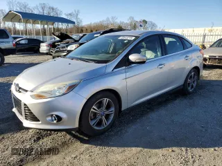 2013 Ford Focus Titanium with VIN 1FADP3J29DL148611, listed as a Copart auction lot 49645215 with 104,904 mi miles and Salvage Title. Bid and sale history available at carsss.com. Image 1.