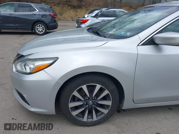 2017 Nissan Altima S z VIN 1N4AL3AP4HC288839, wystawiony jako IAAI lot #42162440 z przebiegiem 222 000 mil mil oraz . Historia ofert i sprzedaży dostępna na DreamBid. Obrazek 20.