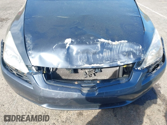 2005 Honda Accord EX z VIN 1HGCM56715A129743, wystawiony jako IAAI lot #42145886 z przebiegiem 203 762 mil mil oraz . Historia ofert i sprzedaży dostępna na DreamBid. Obrazek 6.