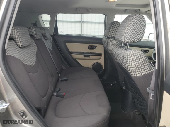 2010 Kia Soul ! with VIN KNDJT2A21A7119143, listed as a Copart auction lot 45126855 with 134,082 mi miles and Salvage Title. Bid and sale history available at carsss.com. Image 11.