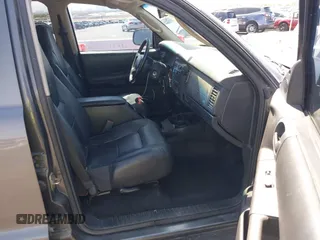 2001 Dodge Durango z VIN 1B4HS28N81F643555, wystawiony jako IAAI lot #42725611 z przebiegiem 271 428 mil mil oraz . Historia ofert i sprzedaży dostępna na DreamBid. Obrazek 5.