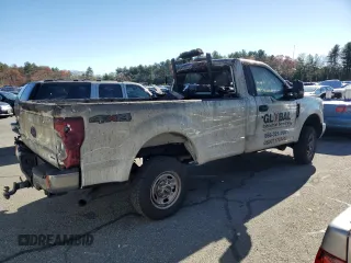 2017 Ford Super Duty F-250 SRW XLT with VIN 1FTBF2B63HEB49084, listed as a Copart auction lot 79747604 with Not Provided miles and Salvage Title. Bid and sale history available at carsss.com. Image 3.