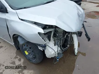 2017 Nissan Sentra SV z VIN 3N1AB7AP9HY250487, wystawiony jako IAAI lot #42376252 z przebiegiem 109 444 mil mil oraz . Historia ofert i sprzedaży dostępna na DreamBid. Obrazek 12.