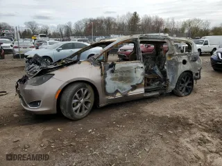 2017 Chrysler Pacifica Limited with VIN 2C4RC1GG7HR655975, listed as a Copart auction lot 51571545 with 0 mi miles and Salvage Title. Bid and sale history available at carsss.com. Image 1.