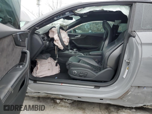 2019 Audi RS 5 z VIN WUAPWAF58KA902370, wystawiony jako Copart lot #46955635 z przebiegiem Nie podano mil oraz Szkoda całkowita • Salvage title. Historia ofert i sprzedaży dostępna na DreamBid. Obrazek 7.