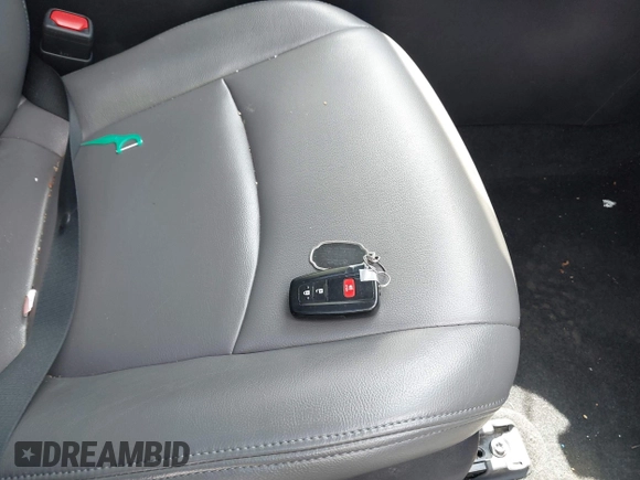 2020 Toyota RAV4 XLE with VIN 2T3W1RFV0LC081789, listed as a IAAI auction lot 42272557 with 91,399 mi miles and . Bid and sale history available at DreamBid. Image 11.