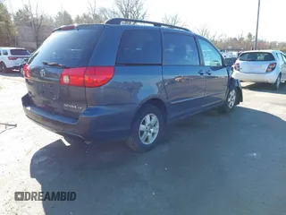 2010 Toyota Sienna CE with VIN 5TDKK4CC7AS323329, listed as a IAAI auction lot 42034932 with 525,766 mi miles. Bid and sale history available at carsss.com. Image 4.