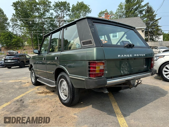 1990 Land Rover Range Rover z VIN SALHV1249LA408661, wystawiony jako Copart lot #59861925 z przebiegiem 129 140 mil mil oraz Czysty tytuł • Clean title. Historia ofert i sprzedaży dostępna na DreamBid. Obrazek 2.