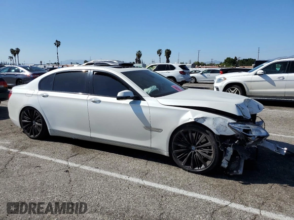 2015 BMW 7 Series 750Li with VIN WBAYE8C51FD781765, listed as a Copart auction lot 48091623 with Not Provided miles. Bid and sale history available at carsss.com. Image 4.