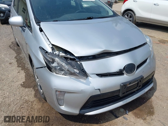 2013 Toyota Prius One with VIN JTDKN3DU7D5685051, listed as a IAAI auction lot 42155692 with 156,958 mi miles and . Bid and sale history available at DreamBid. Image 6.