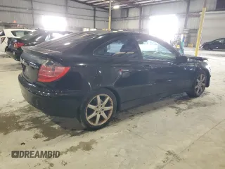 2002 Mercedes-Benz C 230/260/280/320 с VIN WDBRN47J42A315779, выставлен на аукционе Copart как лот 61552045 с пробегом Не указан миль и На запчасти • Non repairable. История ставок и продаж доступна на DreamBid. Изображение 3.