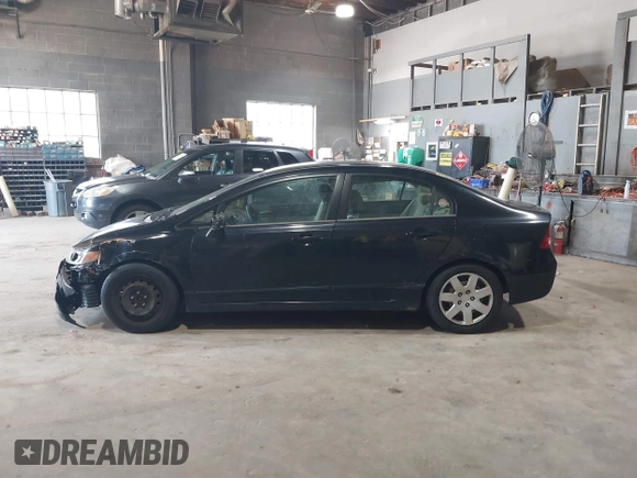 2006 Honda Civic LX z VIN 1HGFA165X6L103659, wystawiony jako IAAI lot #42579482 z przebiegiem 201 436 mil mil oraz . Historia ofert i sprzedaży dostępna na DreamBid. Obrazek 14.