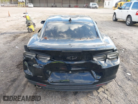 2019 Chevrolet Camaro 1SS with VIN 1G1FE1R70K0119793, listed as a IAAI auction lot 40948144 with 109,201 mi miles. Bid and sale history available at carsss.com. Image 17.