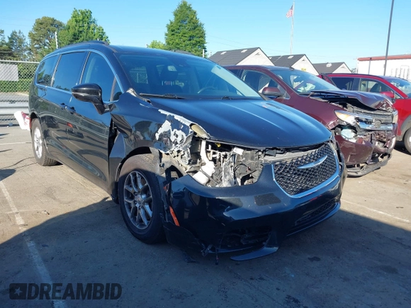 2022 Chrysler Pacifica Touring L with VIN 2C4RC1BG9NR117538, listed as a IAAI auction lot 42318518 with 103,311 mi miles and . Bid and sale history available at DreamBid. Image 1.