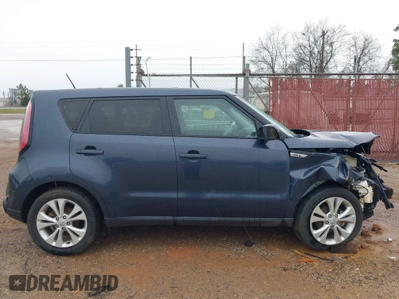 2015 Kia Soul + with VIN KNDJP3A51F7170590, listed as a IAAI auction lot 41272201 with 78,240 mi miles. Bid and sale history available at carsss.com. Image 14.