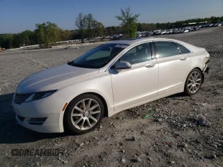 2015 Lincoln MKZ Hybrid z VIN 3LN6L2LUXFR624386, wystawiony jako Copart lot #52366325 z przebiegiem 126 405 mil mil oraz Szkody całkowita. Historia ofert i sprzedaży dostępna na DreamBid. Obrazek 1.
