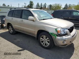 2007 Toyota Highlander Hybrid w/3rd Row with VIN JTEEW21A570041737, listed as a Copart auction lot 54431035 with 253,380 mi miles and Clean Title. Bid and sale history available at carsss.com. Image 4.