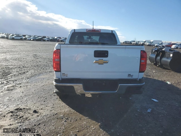 2020 Chevrolet Colorado 2WD Work Truck with VIN 1GCGSBEA9L1100733, listed as a Copart auction lot 43152125 with 61,713 mi miles and Salvage Title. Bid and sale history available at carsss.com. Image 6.