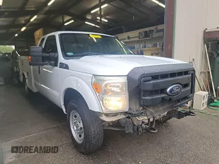 2015 Ford F-250 XL с VIN 1FD7X2A67FEA15739, выставлен на аукционе IAAI как лот 42600504 с пробегом 72 664 миль миль и . История ставок и продаж доступна на DreamBid. Изображение 31.