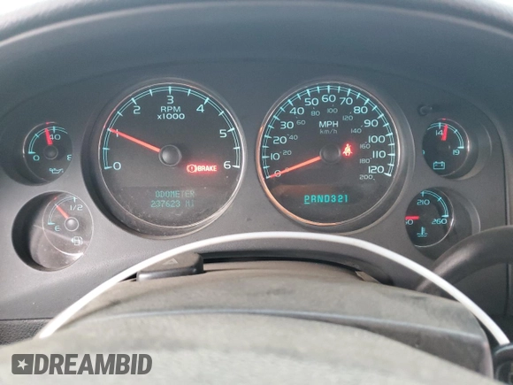 2008 Chevrolet Suburban Commercial with VIN 1GNFC16098R274049, listed as a Copart auction lot 80129264 with 237,623 mi miles and Salvage Title. Bid and sale history available at carsss.com. Image 9.