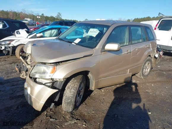 2008 Suzuki Grand Vitara with VIN JS3TE941884102058, listed as a IAAI auction lot 41433513 with 299,533 mi miles. Bid and sale history available at carsss.com. Image 18.