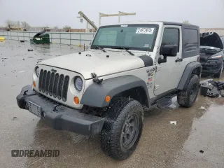 2007 Jeep Wrangler X с VIN 1J4FA24137L160477, выставлен на аукционе Copart как лот 51977975 с пробегом 167 336 миль миль и Списание • Salvage title. История ставок и продаж доступна на DreamBid. Изображение 1.