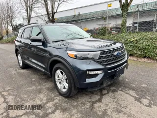 2022 Ford Explorer XLT with VIN 1FMSK7DH4NGB55835, listed as a Copart auction lot 52216995 with 45,476 mi miles and Salvage Title. Bid and sale history available at carsss.com. Image 1.