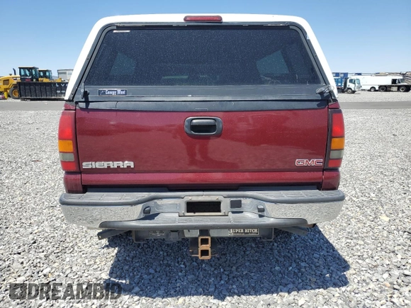 2004 GMC Sierra 2500HD z VIN 1GTHK23154F118397, wystawiony jako Copart lot #57627955 z przebiegiem 208 949 mil mil oraz Szkoda całkowita • Salvage title. Historia ofert i sprzedaży dostępna na DreamBid. Obrazek 6.