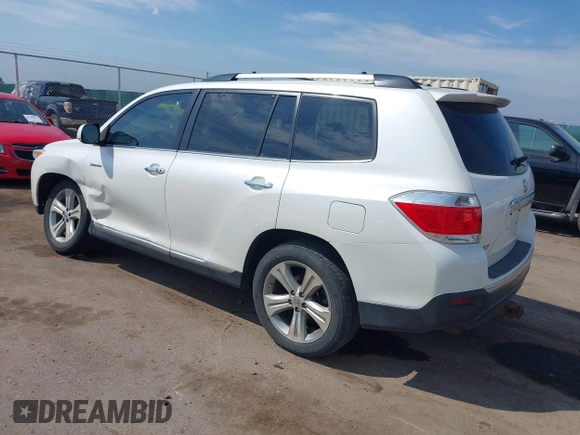 2012 Toyota Highlander Limited with VIN 5TDDK3EH9CS105634, listed as a IAAI auction lot 40194096 with 165,248 mi miles. Bid and sale history available at carsss.com. Image 3.