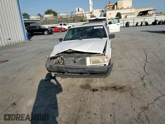 1994 Volvo 900 с VIN YV1JS8611R1172830, выставлен на аукционе Copart как лот 75955284 с пробегом 222 846 миль миль и Списание • Salvage title. История ставок и продаж доступна на DreamBid. Изображение 10.