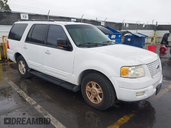 2003 Ford Expedition Eddie Bauer with VIN 1FMPU18L63LB22528, listed as a IAAI auction lot 41739859 with 171,670 mi miles. Bid and sale history available at carsss.com. Image 1.