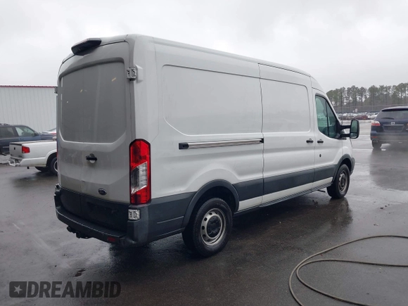 2018 Ford Transit with VIN 1FTBW2CMXJKA90555, listed as a IAAI auction lot 41539215 with 87,913 mi miles and . Bid and sale history available at DreamBid. Image 4.