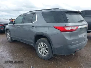 2019 Chevrolet Traverse LT Cloth with VIN 1GNERGKW9KJ221638, listed as a IAAI auction lot 41913049 with 151,632 mi miles. Bid and sale history available at carsss.com. Image 3.