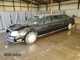 2003 Cadillac DeVille Limousine z VIN 1GEEH90Y23U550572, wystawiony jako Copart lot #42018285 z przebiegiem 31 056 mil mil oraz Szkoda całkowita • Salvage title. Historia ofert i sprzedaży dostępna na DreamBid. Obrazek 1.