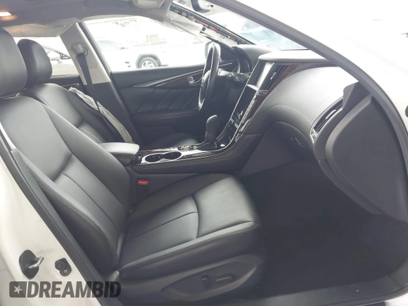 2018 Infiniti Q50 Luxe with VIN JN1EV7AP9JM354656, listed as a IAAI auction lot 42031131 with 67,432 mi miles and . Bid and sale history available at DreamBid. Image 5.